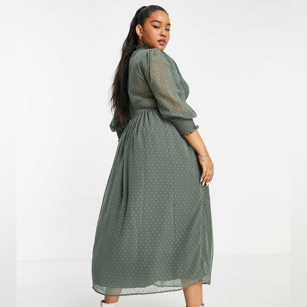 ASOS DESIGN Curve khaki midi dress with a relaxed fit. - Picture 3 of 15
